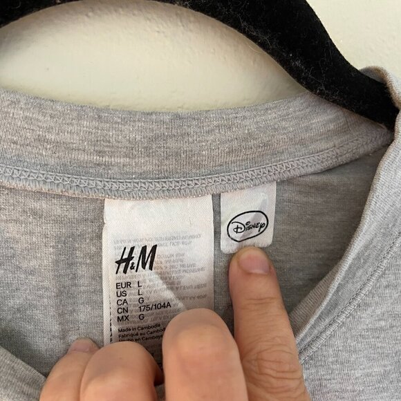 H & M H&M Disney collab Mickey Mouse top/pajama Sz L - Picture 3 of 3